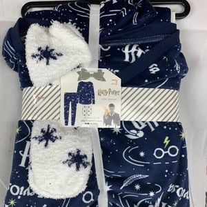 Harry Potter. 3 Pc. Pajama Sleepwear Set M